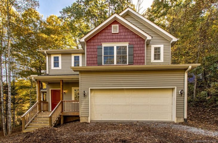 18 Fairview Pointe Drive sold home in Fairview Pointe, Fairview, NC