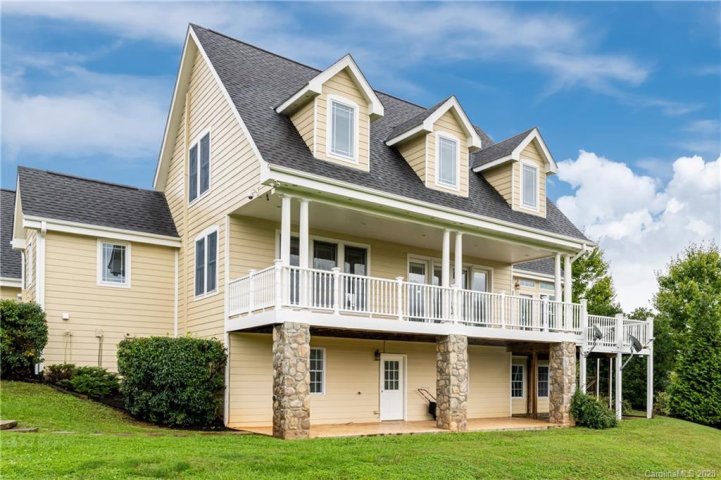 62 Big Sky Drive sold home in Red Oak Plantation, Leicester, NC