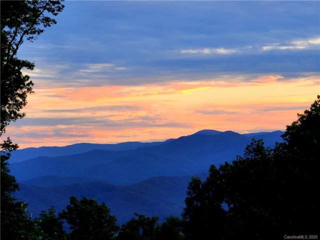 14 Majestic Overlook Way 51 sold home in Ashewood, Candler, NC