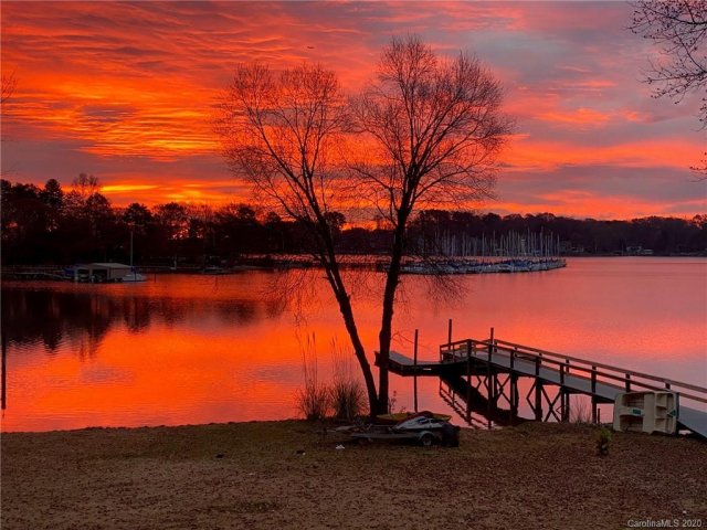8118 Mallard Road sold home in Lincoln Forest, Denver, NC