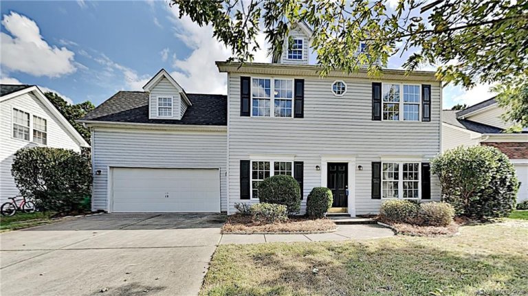 3027 Hornell Place sold home in Providence Glen, Charlotte, NC