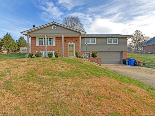717 Neely Road sold home in Broadview Estates, Brevard, NC