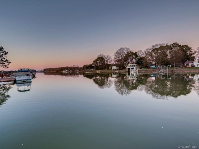 16000 Henry Lane sold home in Tranquil Cove, Huntersville, NC