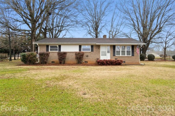 1771 24th Avenue Court sold home in Pinebrook Park, Hickory, NC