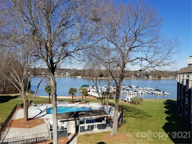 2129 Regatta Lane 311 sold home in Hide A Way, Denver, NC