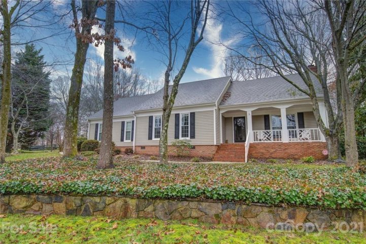 10636 South Hall Drive sold home in South Hall, Charlotte, NC