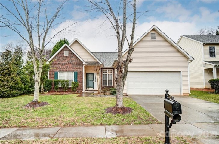 6423 Gatesville Lane sold home in Mckee Woods, Charlotte, NC