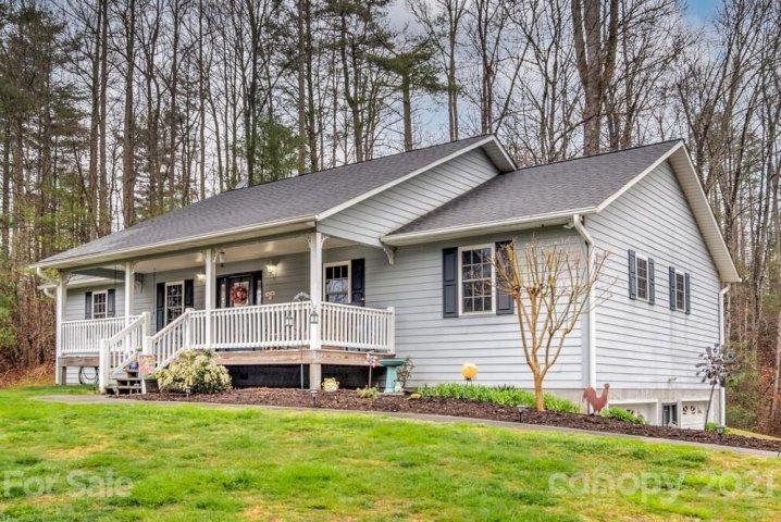 158 Cosgrove Court sold home in River Ridge, Flat Rock, NC