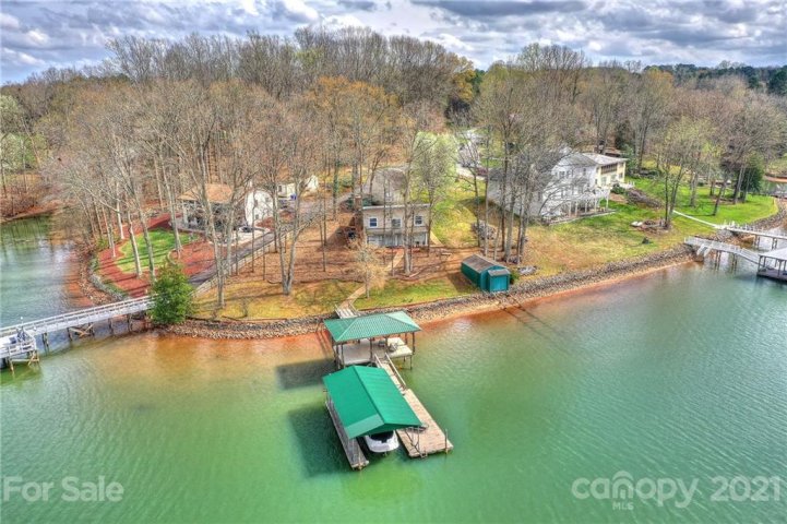 2583 Wilcox Circle sold home in Nixons Lakeview Lots, Denver, NC