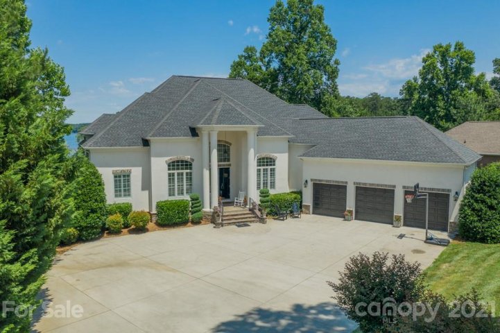 4880 Webbs Chapel Church Road sold home in Back Bay, Denver, NC