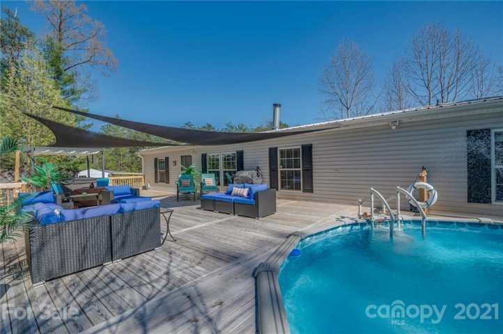 905 Cedar Creek Road sold home in Lake Lure Mountain Estates, Lake Lure, NC