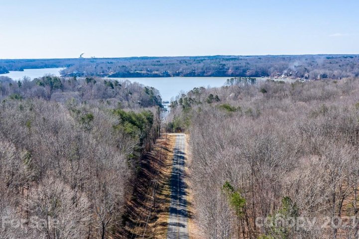 000 Laurel Cove Road 3 sold home in Laurel Cove, Statesville, NC