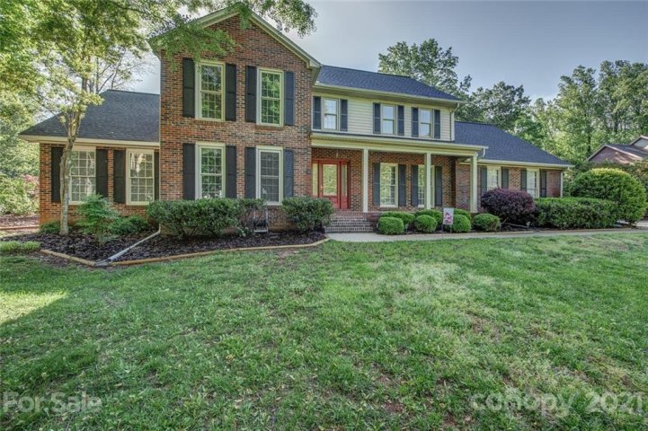 438 Country Club Court sold home in Country Club Acres, Shelby, NC