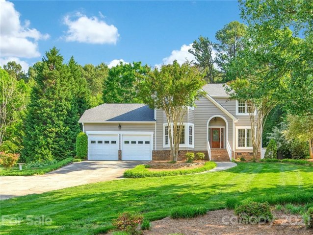 8025 Waterford Drive sold home in King Cove, Stanley, NC