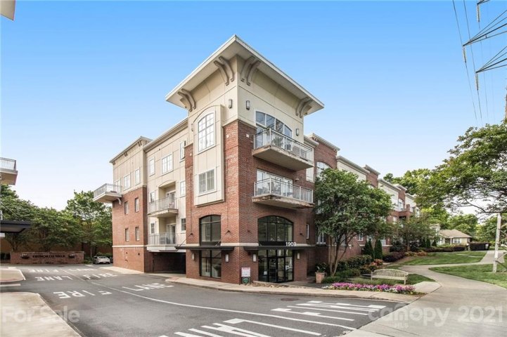 1903 Kenilworth Avenue 102A sold home in Dilworth Walk, Charlotte, NC