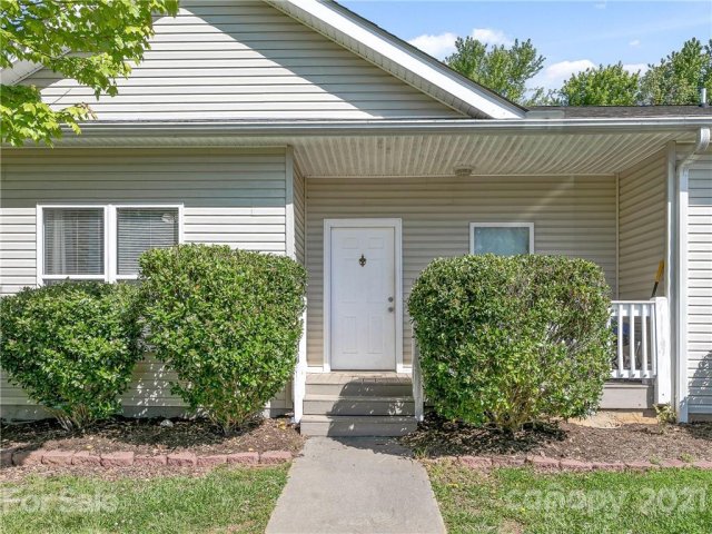 711 Villas Court 32 sold home in Villas At Cedar Hill, Asheville, NC