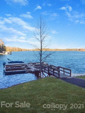 Lot 1 Lake Forest Cove sold home in Mallard Pointe, Nebo, NC