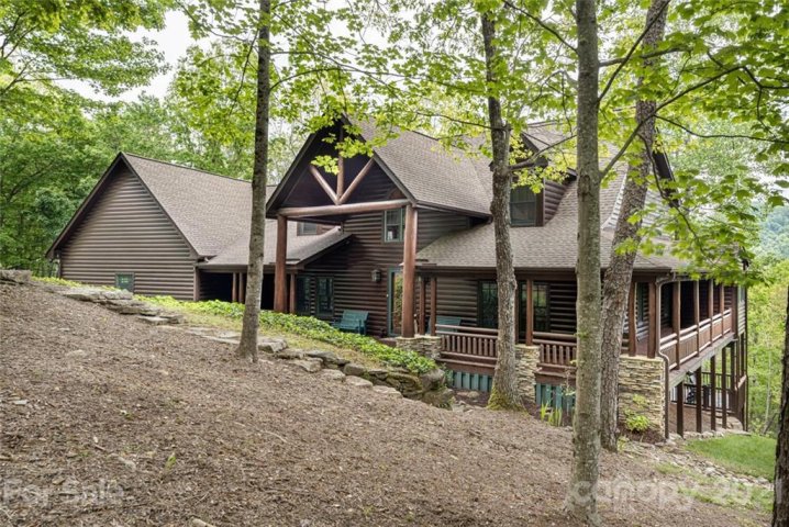 319 Big Bear Trail sold home in Rock Creek, Zirconia, NC