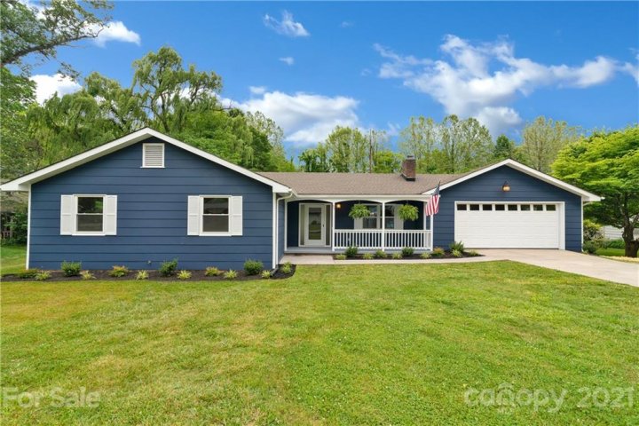 57 Timothy Lane sold home in Sulphur Springs Park, Waynesville, NC