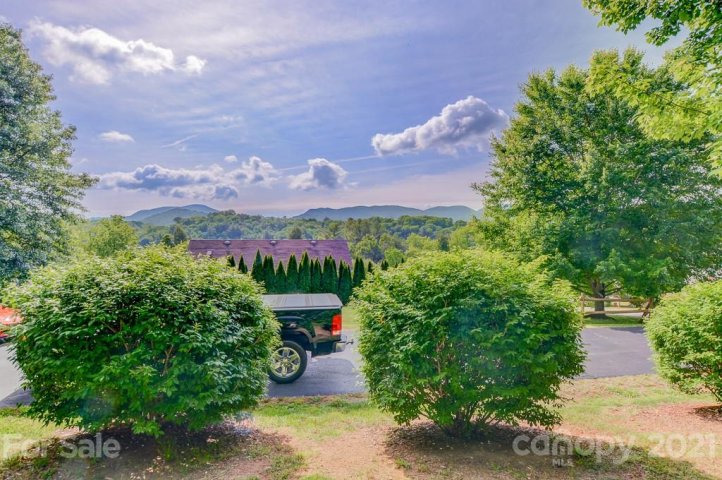 27 Enochs Way sold home in Enochs Way, Fletcher, NC
