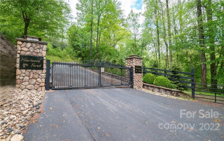 V L Ashley Forest Road 42 sold home in Heartwood Forest, Collettsville, NC