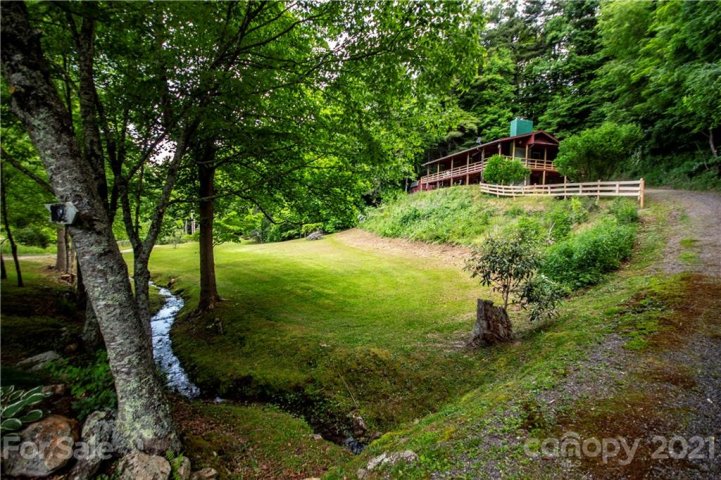 162 Still Pond Drive sold home in Hidden Valley, Clyde, NC