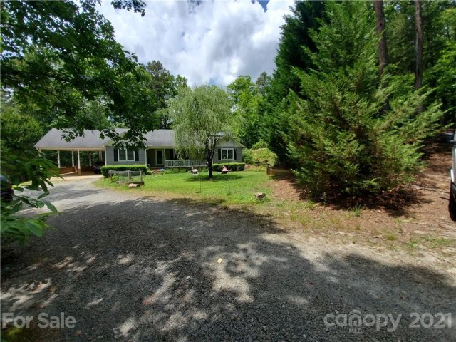 369 Hidden Hills Drive sold home in Hidden Hills, Rutherfordton, NC