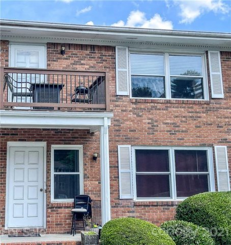 27 Capri Lane 14-D sold home in Colonial Manor, Hendersonville, NC