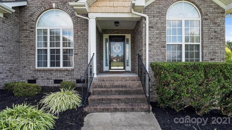 6600 Edwards Farm Lane sold home in Waverly Place, Monroe, NC