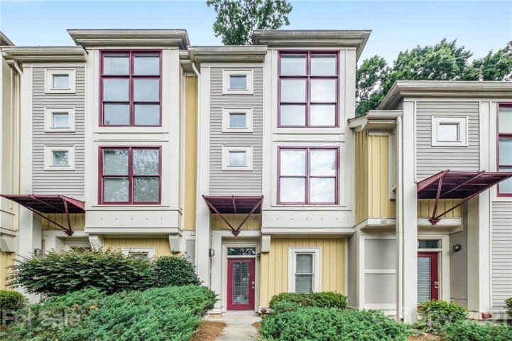 1051 Park West Drive sold home in Park West, Charlotte, NC
