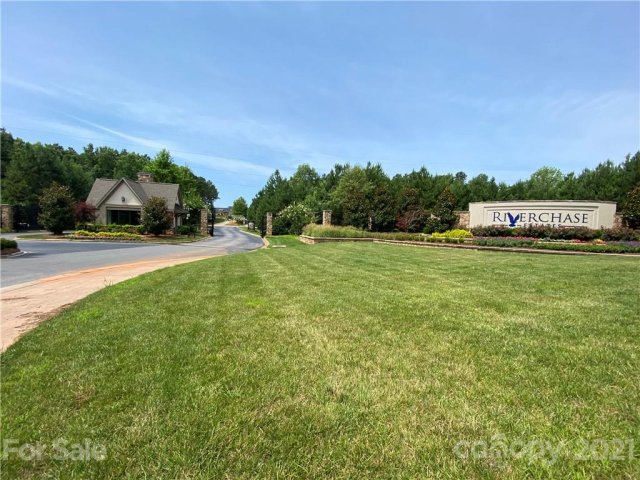 5016 Townsend Road sold home in Riverchase, Lancaster, SC