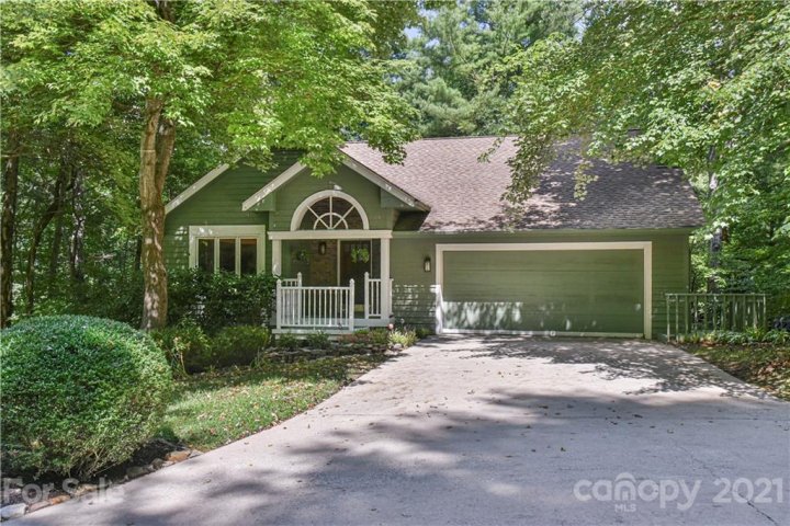 9 Bent Tree Drive sold home in Hunters Ridge, Asheville, NC