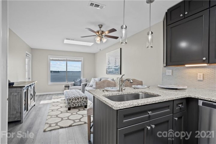 7831 Spinnaker Bay Drive 306 sold home in Spinnaker Bay, Sherrills Ford, NC