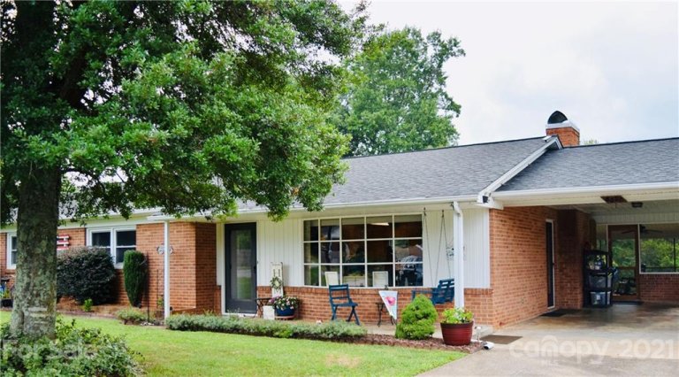 4639 Lakeview Acres Road sold home in Lakeview Acres, Valdese, NC