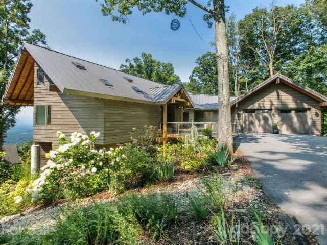 17 Towhee Trail sold home in Fox Trails, Asheville, NC