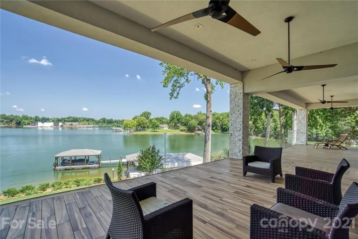 7272 Lynbrook Creek Road sold home in Crescent Land and Timber, Denver, NC