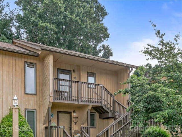 84 Pebble Creek Drive sold home in Pebble Creek, Asheville, NC