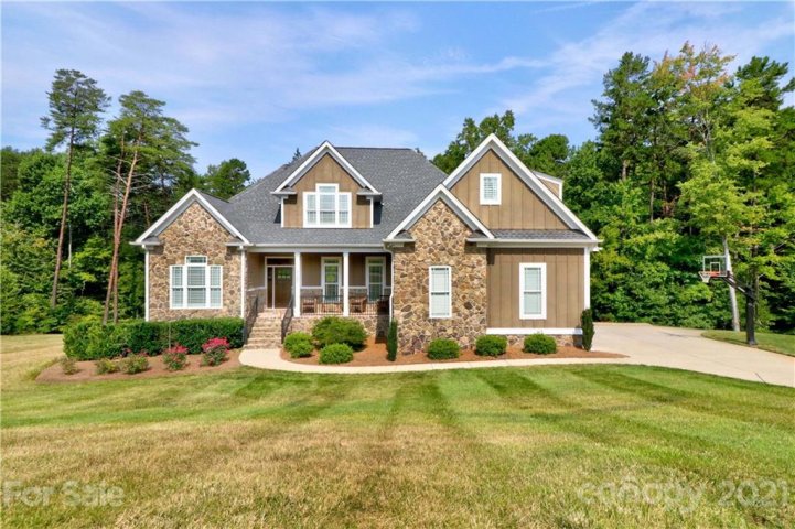 3167 James Plantation Drive sold home in James Plantation, Denver, NC
