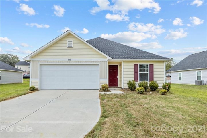 567 Scarlet Leaf Lane sold home in Oaks At St Martin, Oakboro, NC