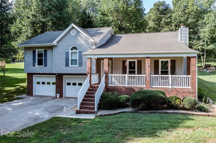 104 Rachel Street sold home in Hermitage East, Morganton, NC