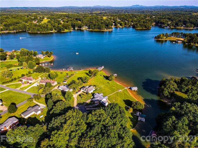 2904 Waterside Drive sold home in Woodside, Shelby, NC