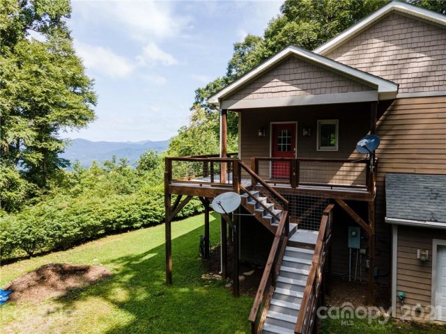 20 Donica View sold home in Laurel Acres, Swannanoa, NC