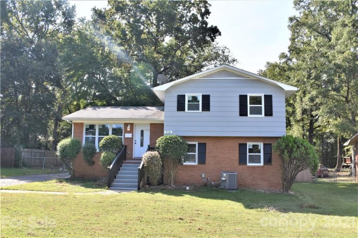 715 Georgetown Drive sold home in Hidden Valley Estates, Charlotte, NC
