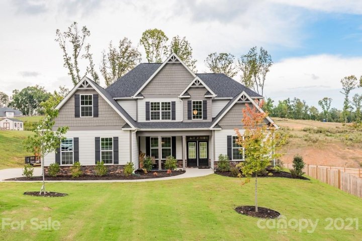 2621 Lake Front Drive sold home in Lakefront Woods, Belmont, NC