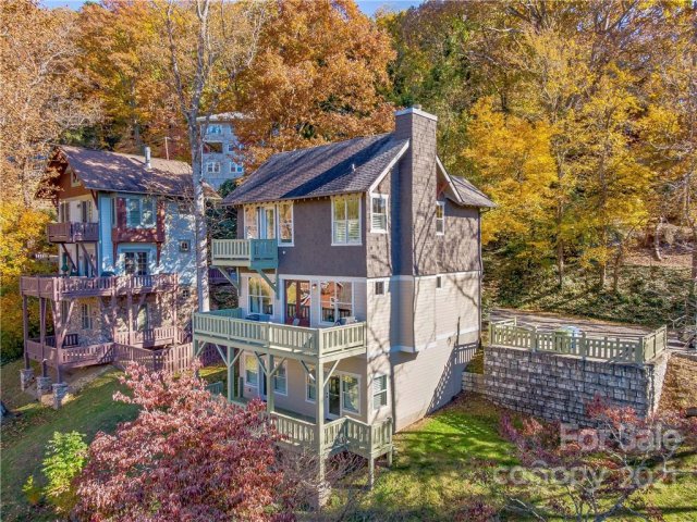 18 Sunset Drive sold home in Sunset Park, Asheville, NC