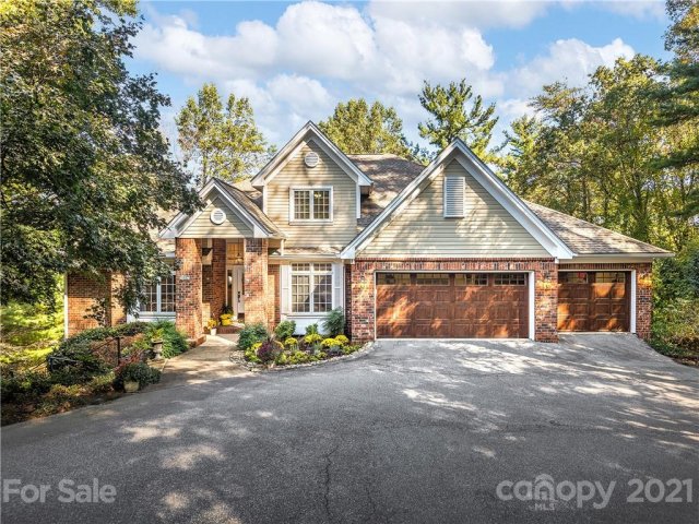 307 Blakewood Court sold home in Blake Mountain Estates, Asheville, NC