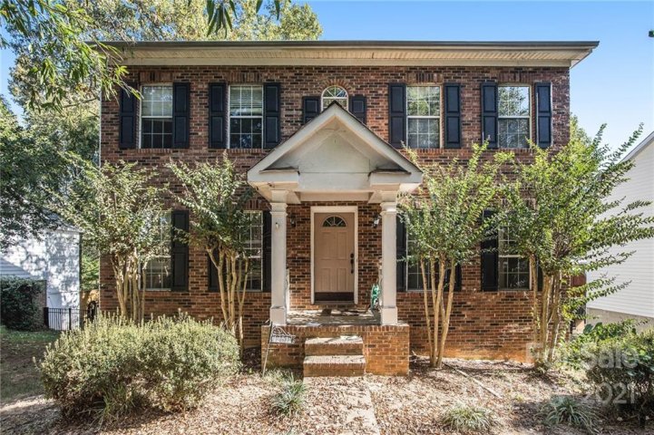 12512 Woodside Falls Road sold home in Woodside Falls, Pineville, NC