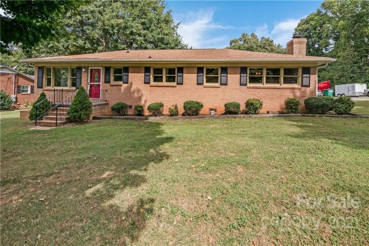 116 Peachtree Street sold home in Hall Park, Belmont, NC
