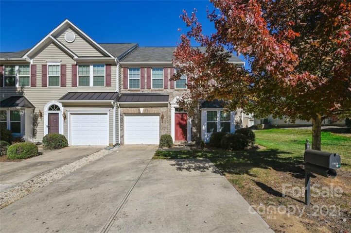 2009 Oxford Heights sold home in Wellsley Ford, Fort Mill, SC
