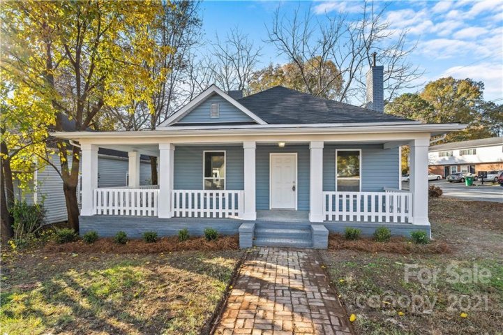 4319 Hovis Road sold home in Crestview I, Charlotte, NC